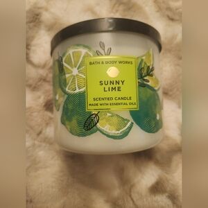 Bath & Body Works SUNNY LIME 3-Wick Candle